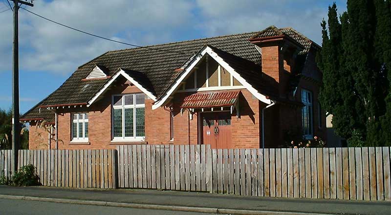 Happy-Inn ex-church